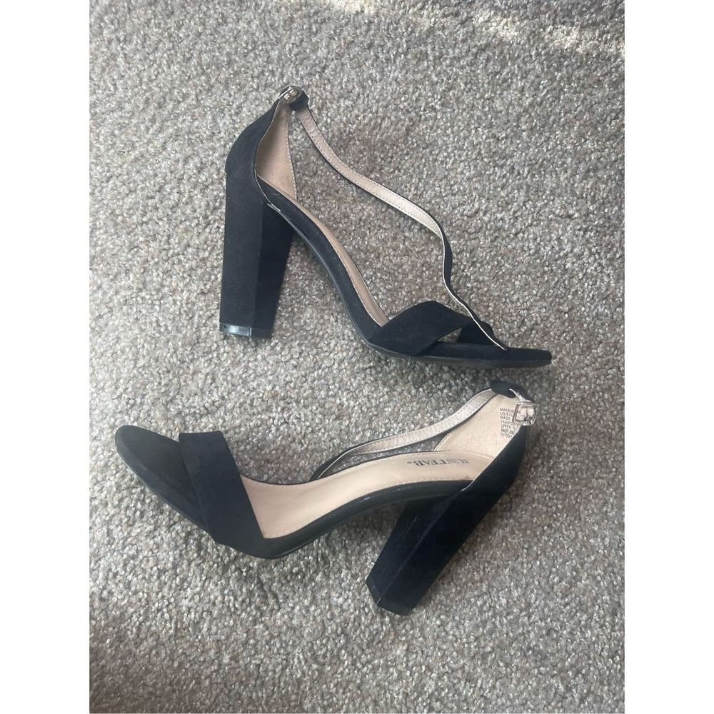 JustFab Heels - Picture 3 of 6